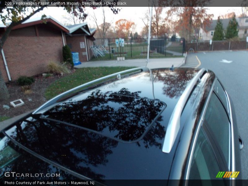 Deep Black / Deep Black 2009 Volkswagen Passat Komfort Wagon
