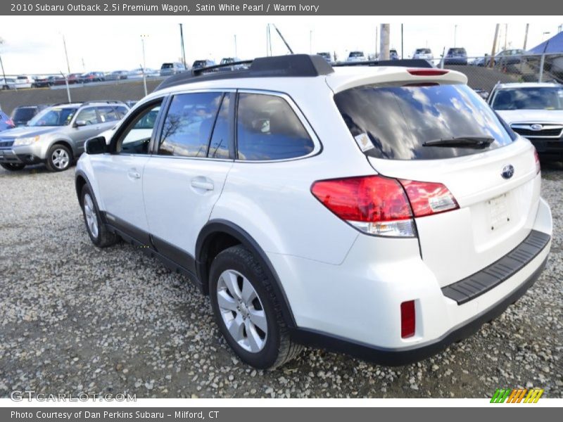 Satin White Pearl / Warm Ivory 2010 Subaru Outback 2.5i Premium Wagon