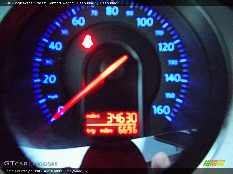 Deep Black / Deep Black 2009 Volkswagen Passat Komfort Wagon