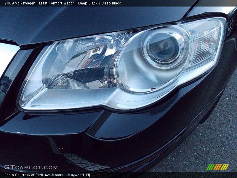 Deep Black / Deep Black 2009 Volkswagen Passat Komfort Wagon