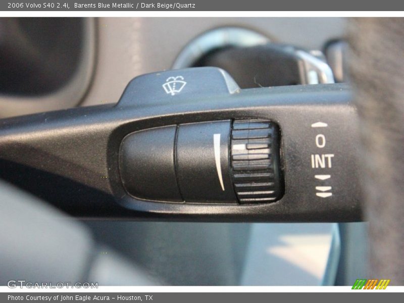 Barents Blue Metallic / Dark Beige/Quartz 2006 Volvo S40 2.4i