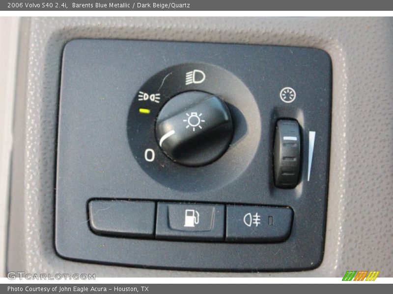 Barents Blue Metallic / Dark Beige/Quartz 2006 Volvo S40 2.4i
