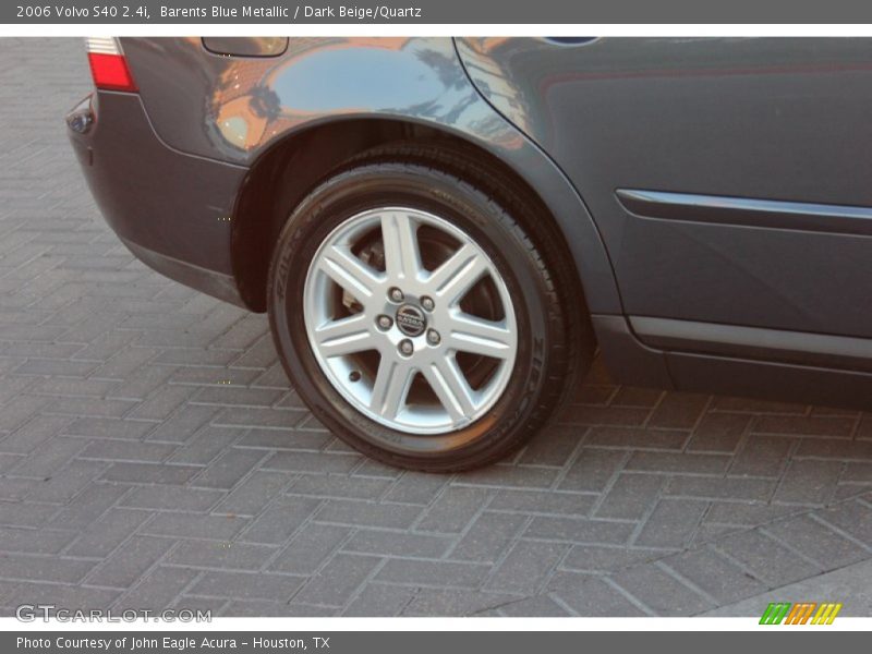 Barents Blue Metallic / Dark Beige/Quartz 2006 Volvo S40 2.4i