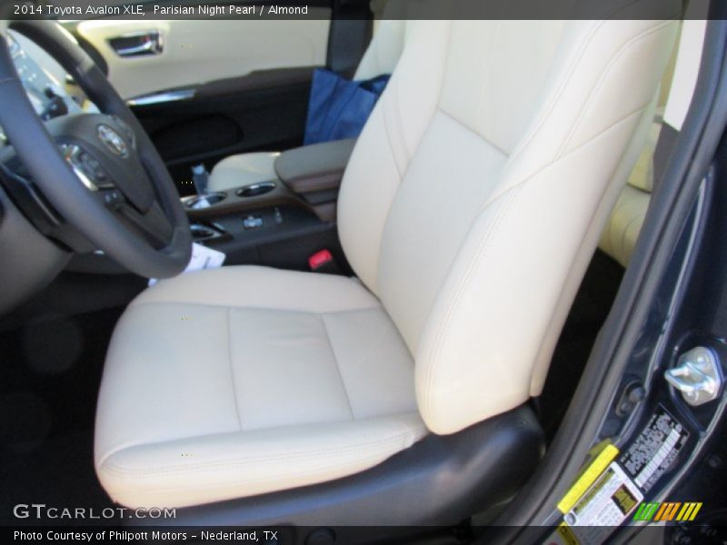 Parisian Night Pearl / Almond 2014 Toyota Avalon XLE