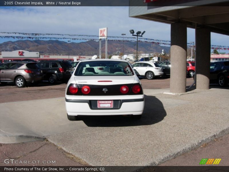 White / Neutral Beige 2005 Chevrolet Impala