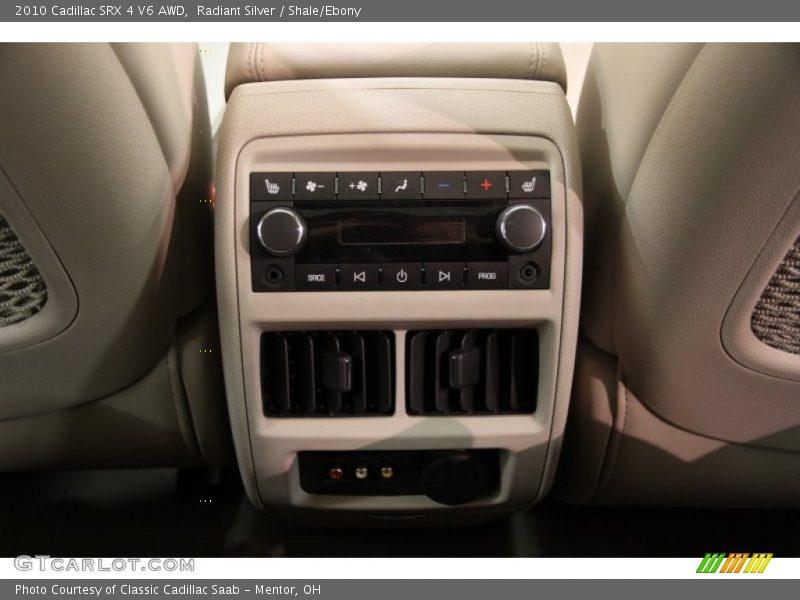 Controls of 2010 SRX 4 V6 AWD