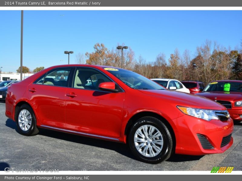 Barcelona Red Metallic / Ivory 2014 Toyota Camry LE