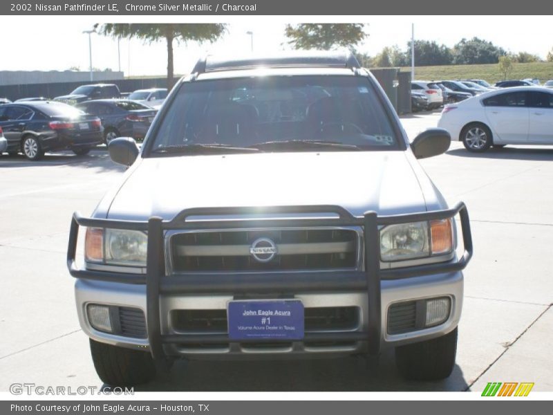 Chrome Silver Metallic / Charcoal 2002 Nissan Pathfinder LE