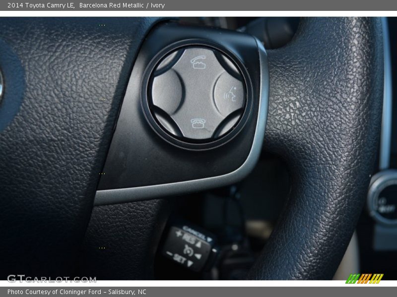 Barcelona Red Metallic / Ivory 2014 Toyota Camry LE