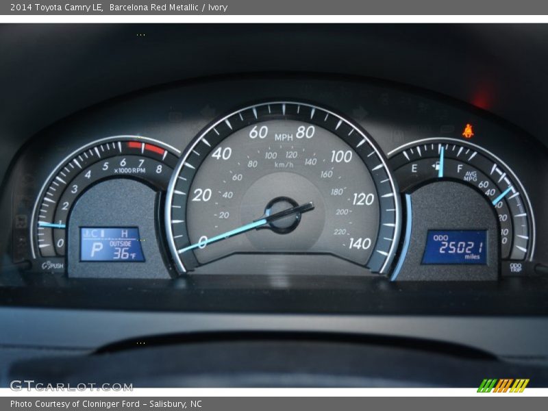 Barcelona Red Metallic / Ivory 2014 Toyota Camry LE
