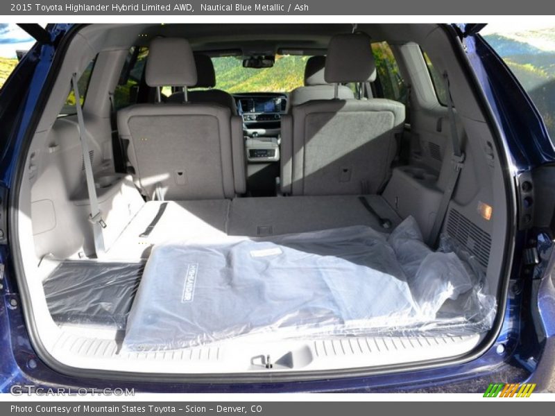  2015 Highlander Hybrid Limited AWD Trunk