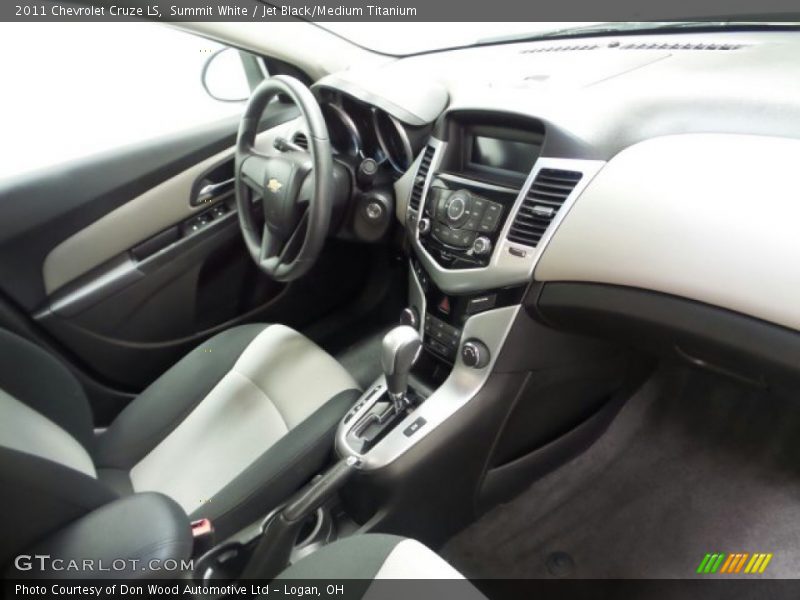Summit White / Jet Black/Medium Titanium 2011 Chevrolet Cruze LS