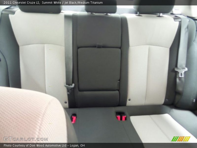 Summit White / Jet Black/Medium Titanium 2011 Chevrolet Cruze LS
