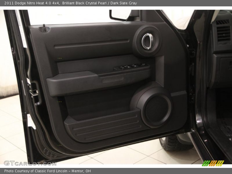 Brilliant Black Crystal Pearl / Dark Slate Gray 2011 Dodge Nitro Heat 4.0 4x4