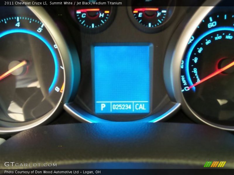 Summit White / Jet Black/Medium Titanium 2011 Chevrolet Cruze LS