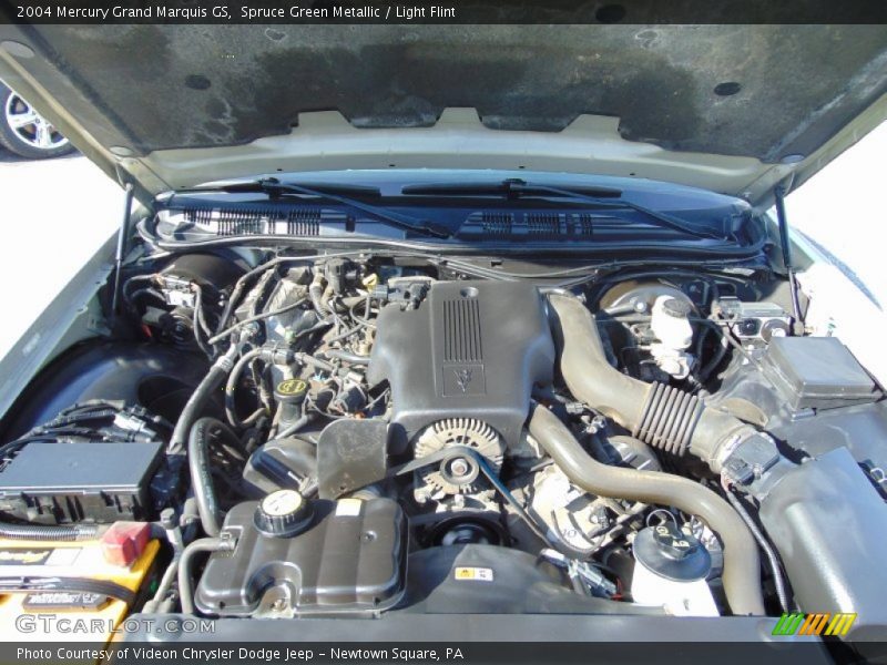 Spruce Green Metallic / Light Flint 2004 Mercury Grand Marquis GS