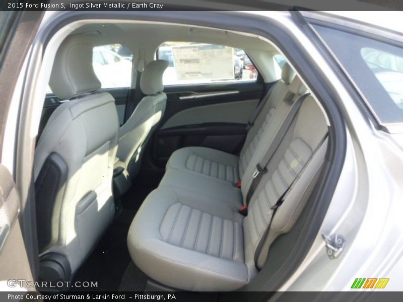 Ingot Silver Metallic / Earth Gray 2015 Ford Fusion S