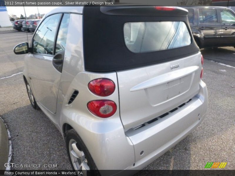 Silver Metallic / Design Black 2012 Smart fortwo passion coupe