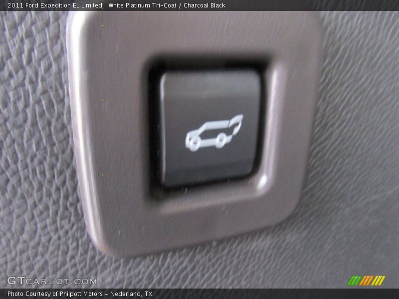 White Platinum Tri-Coat / Charcoal Black 2011 Ford Expedition EL Limited