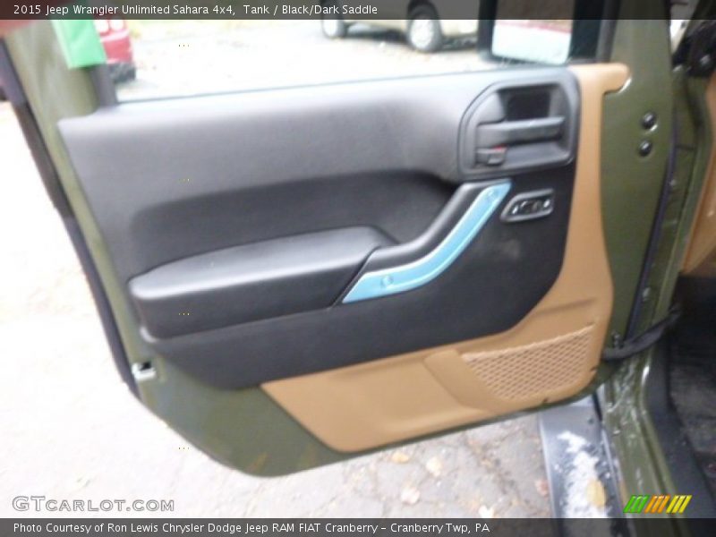 Tank / Black/Dark Saddle 2015 Jeep Wrangler Unlimited Sahara 4x4