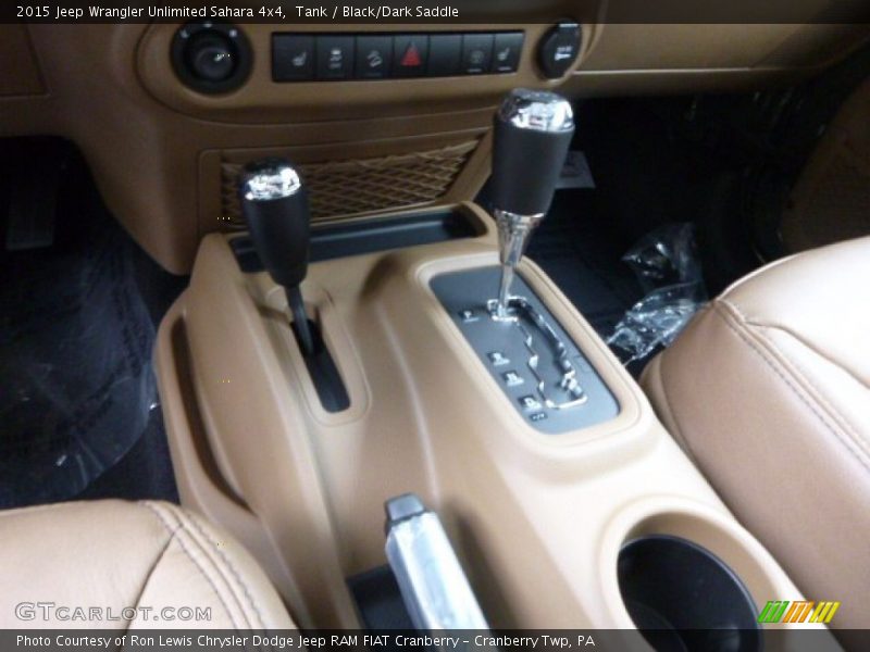 Tank / Black/Dark Saddle 2015 Jeep Wrangler Unlimited Sahara 4x4