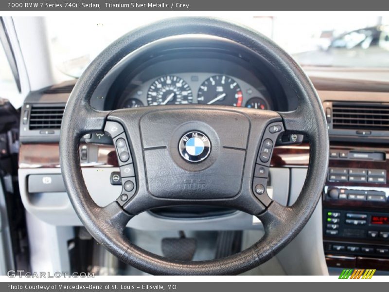 Titanium Silver Metallic / Grey 2000 BMW 7 Series 740iL Sedan