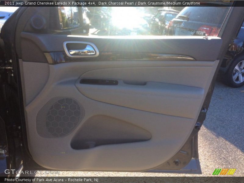 Dark Charcoal Pearl / Dark Graystone/Medium Graystone 2011 Jeep Grand Cherokee Laredo X Package 4x4