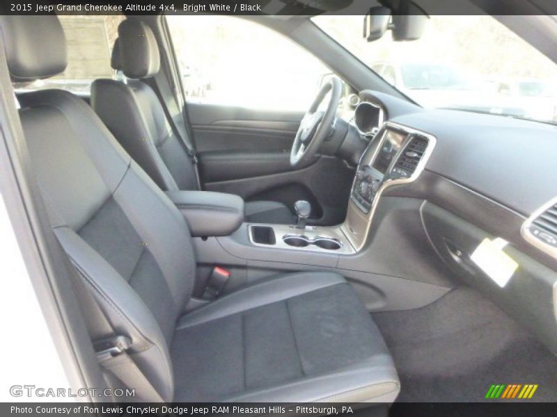 Bright White / Black 2015 Jeep Grand Cherokee Altitude 4x4
