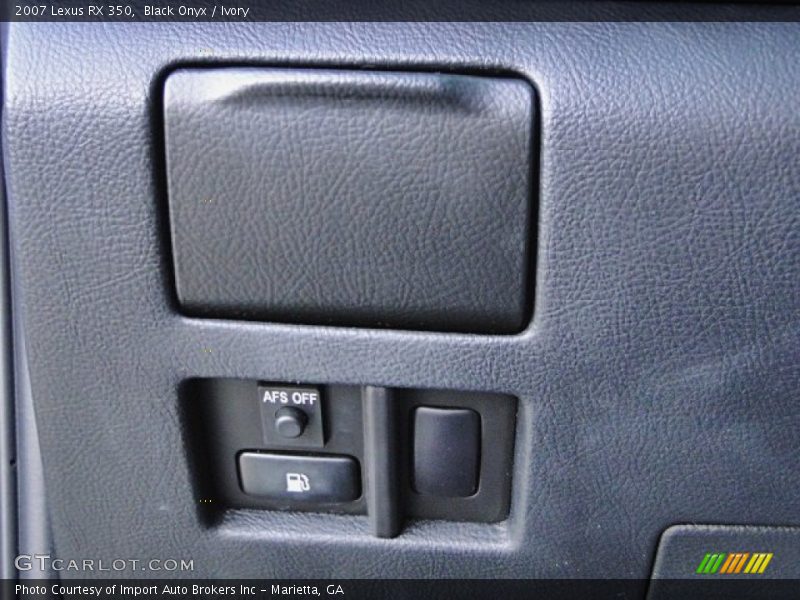 Black Onyx / Ivory 2007 Lexus RX 350