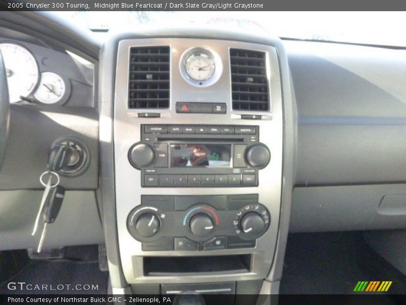 Midnight Blue Pearlcoat / Dark Slate Gray/Light Graystone 2005 Chrysler 300 Touring