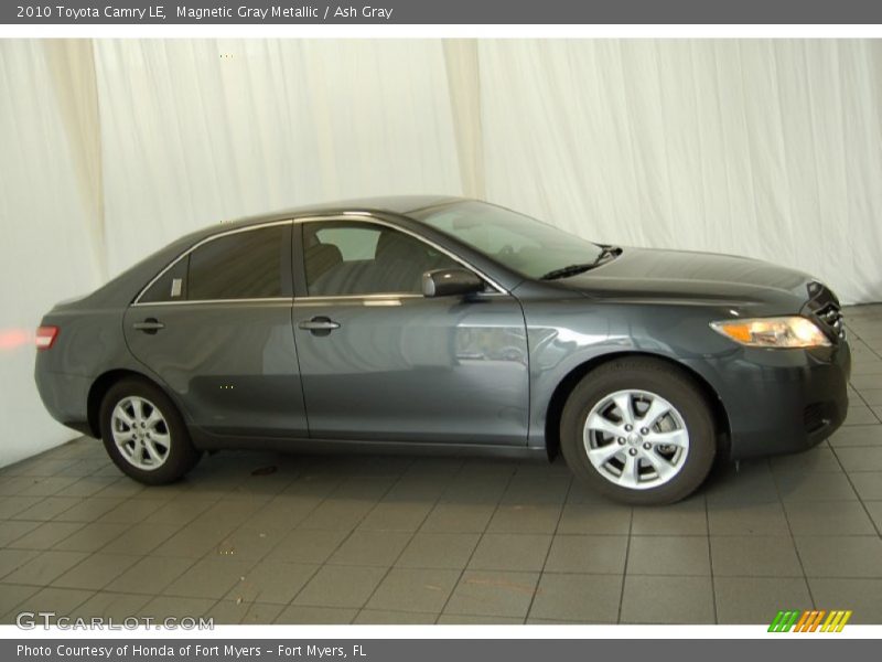 Magnetic Gray Metallic / Ash Gray 2010 Toyota Camry LE