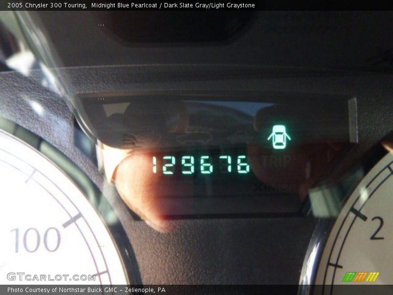 Midnight Blue Pearlcoat / Dark Slate Gray/Light Graystone 2005 Chrysler 300 Touring