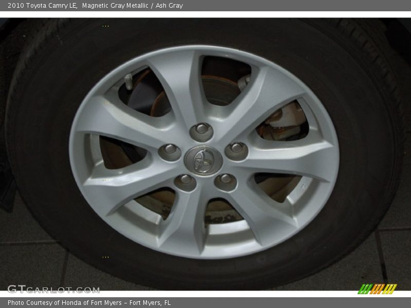 Magnetic Gray Metallic / Ash Gray 2010 Toyota Camry LE