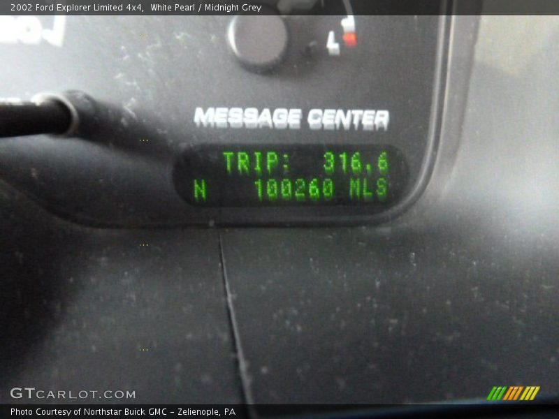 White Pearl / Midnight Grey 2002 Ford Explorer Limited 4x4