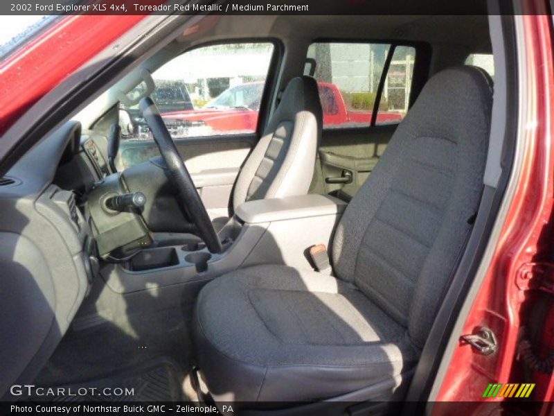 Toreador Red Metallic / Medium Parchment 2002 Ford Explorer XLS 4x4