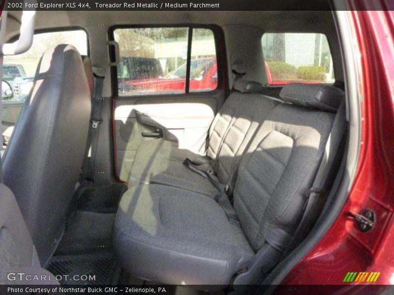 Toreador Red Metallic / Medium Parchment 2002 Ford Explorer XLS 4x4
