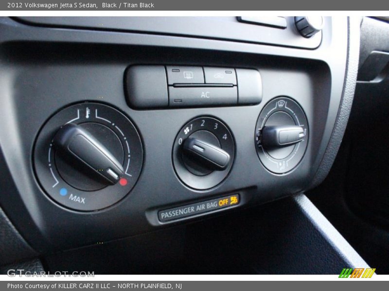 Black / Titan Black 2012 Volkswagen Jetta S Sedan