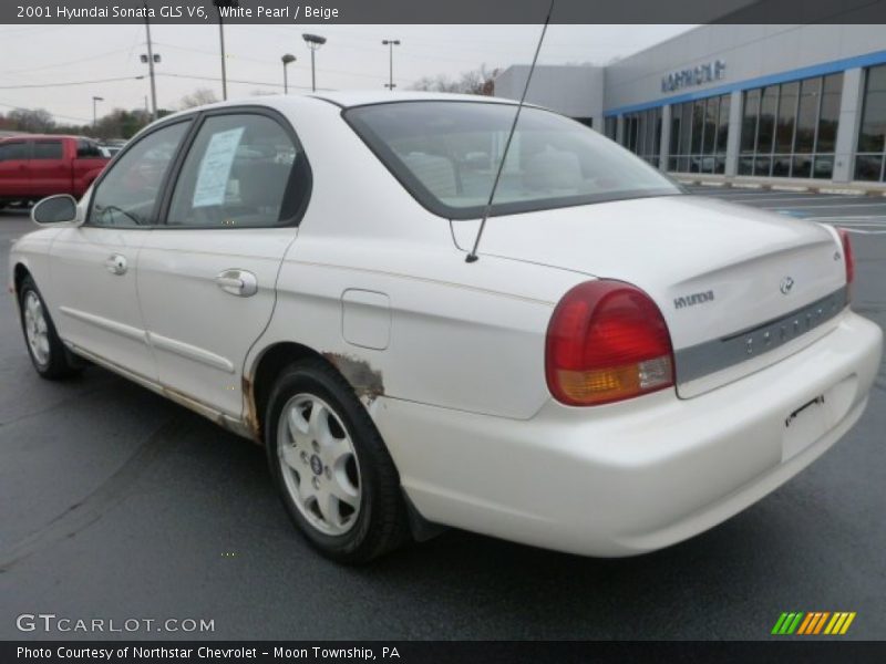 White Pearl / Beige 2001 Hyundai Sonata GLS V6
