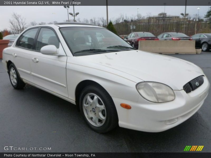 White Pearl / Beige 2001 Hyundai Sonata GLS V6