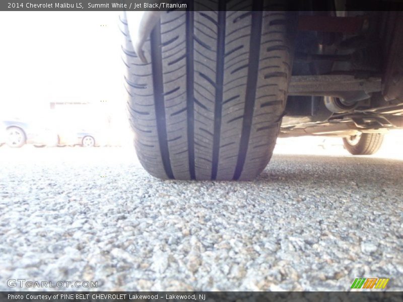 Summit White / Jet Black/Titanium 2014 Chevrolet Malibu LS