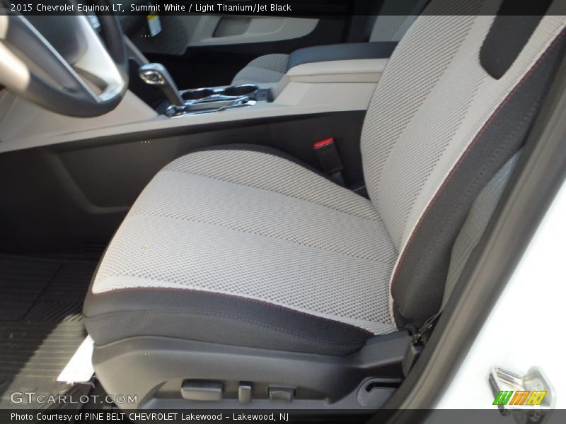 Summit White / Light Titanium/Jet Black 2015 Chevrolet Equinox LT