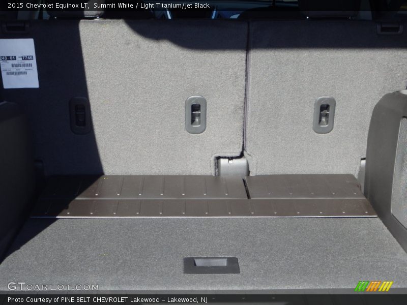 Summit White / Light Titanium/Jet Black 2015 Chevrolet Equinox LT