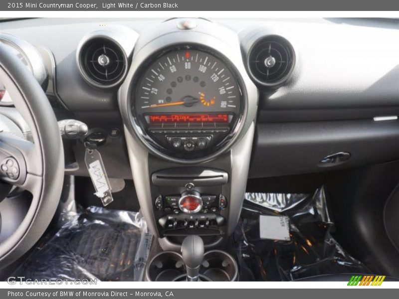 Light White / Carbon Black 2015 Mini Countryman Cooper