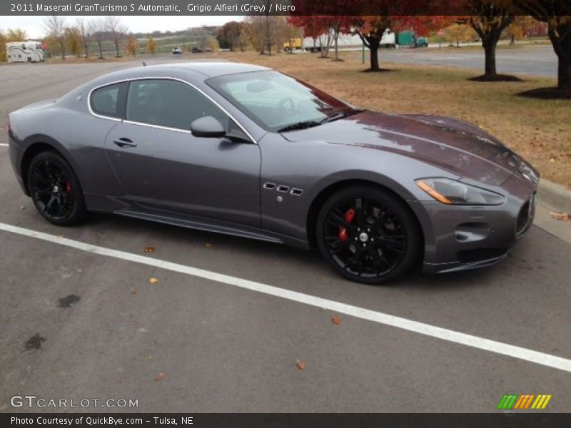 Grigio Alfieri (Grey) / Nero 2011 Maserati GranTurismo S Automatic