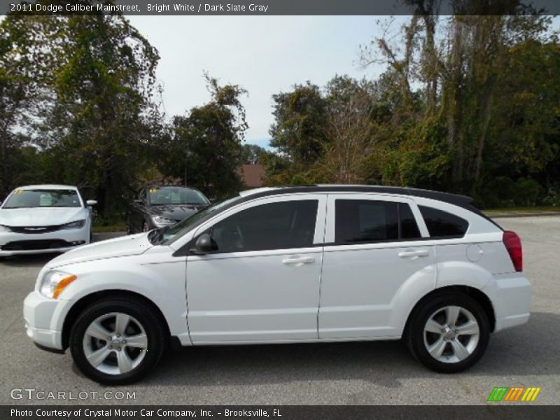 Bright White / Dark Slate Gray 2011 Dodge Caliber Mainstreet