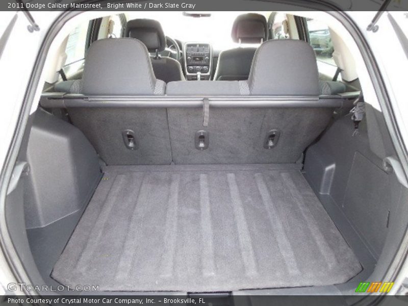 Bright White / Dark Slate Gray 2011 Dodge Caliber Mainstreet