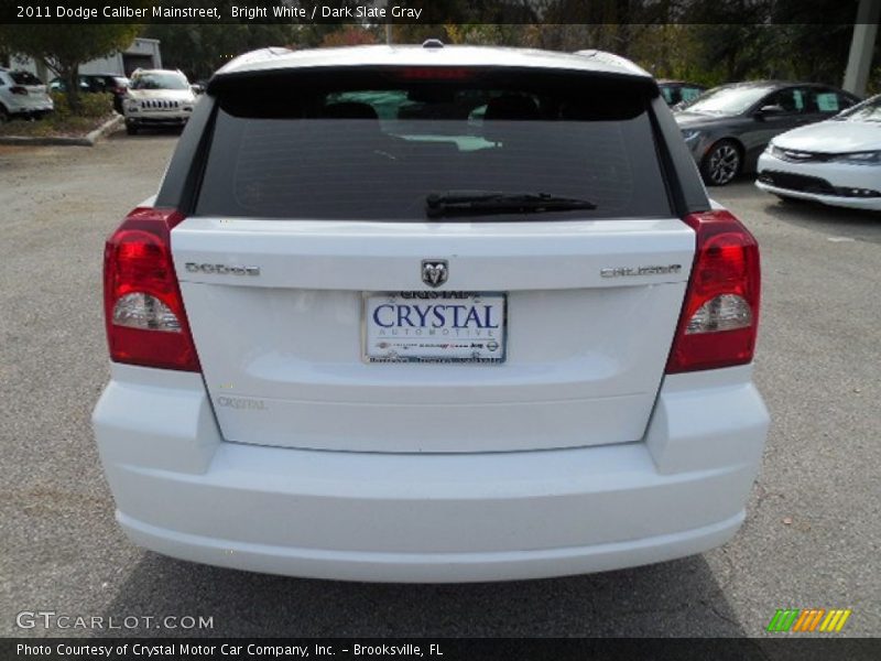 Bright White / Dark Slate Gray 2011 Dodge Caliber Mainstreet