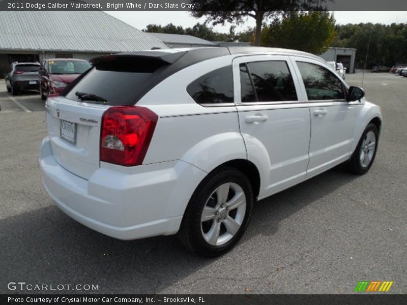 Bright White / Dark Slate Gray 2011 Dodge Caliber Mainstreet