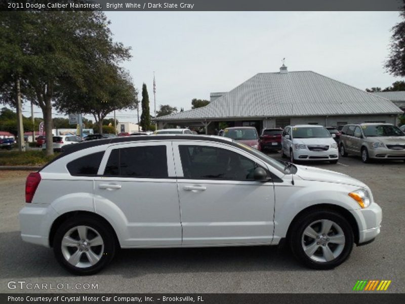 Bright White / Dark Slate Gray 2011 Dodge Caliber Mainstreet