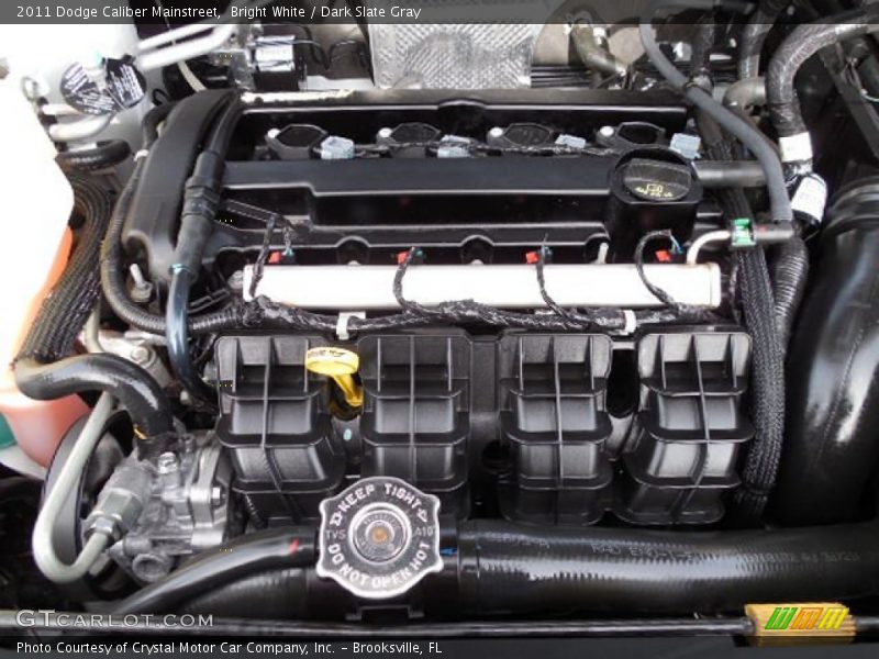 Bright White / Dark Slate Gray 2011 Dodge Caliber Mainstreet